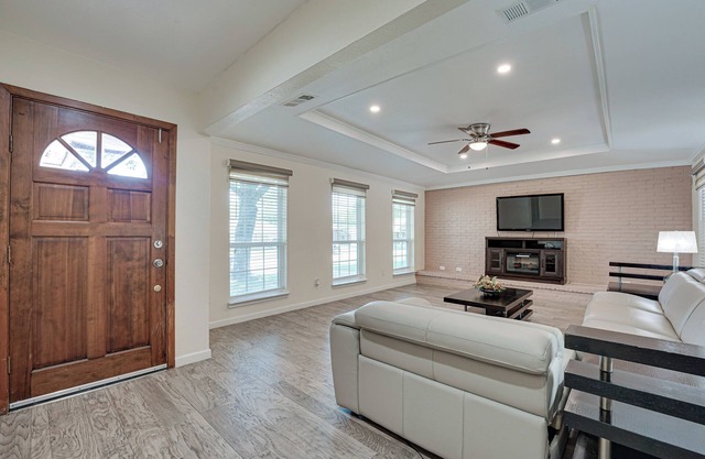 Edgewater Retreat Rowlett/Rockwall. 4-Bedrm 2bathrm 2 garage