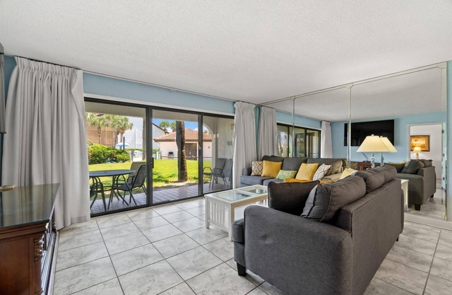 Edgewater Villa 1507