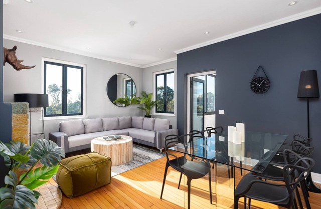 Warwick Mansions 
