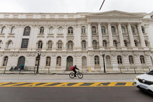 Edifício Ambassador | Centro | Gonzaga Stays