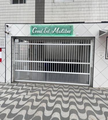 Edifício Malibu- 100 metros da praia- apto com WIFI fibra 600 e TV por assinatura com 120 canais