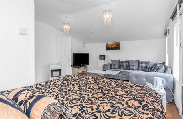 Edinburgh Guest Room KEYWORKERS BUSINESS 10MIN TO THE HOSPITAL