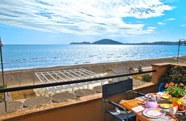 Edy sea view holiday apartment