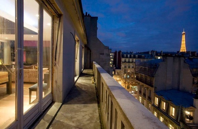 Eiffel Tower View Roof Top Luxury