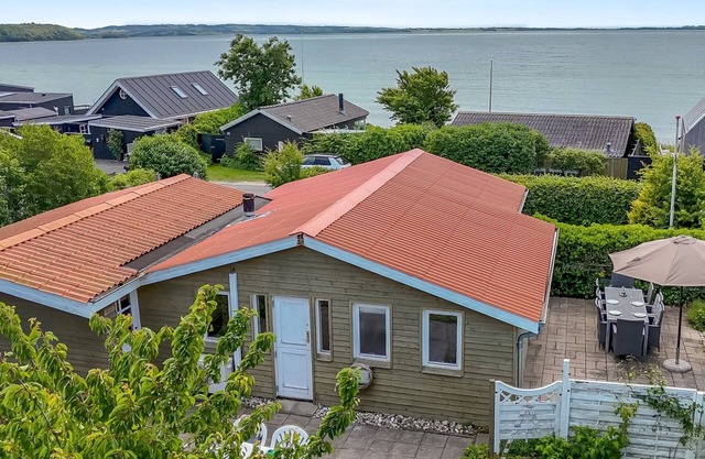 "Eilke" - 50m from the sea by Interhome