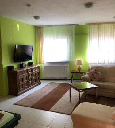 einfache Monteurwohnung mit WLAN und Sat Tv, Netflix
