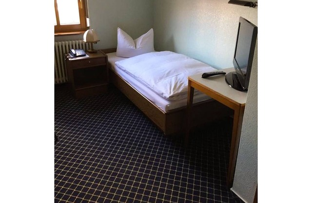 Einzelzimmer einfach im Haupthaus