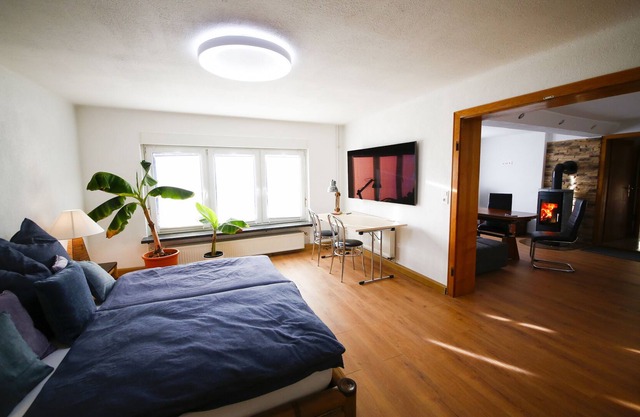 Einzigartiges Appartment mit Kamin, Whirlpool, TV