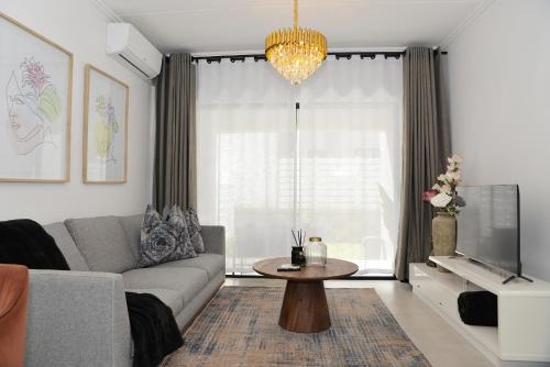 Eirini Elegant Hestia Apartment