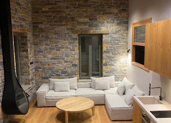 EJ Boutique Suites