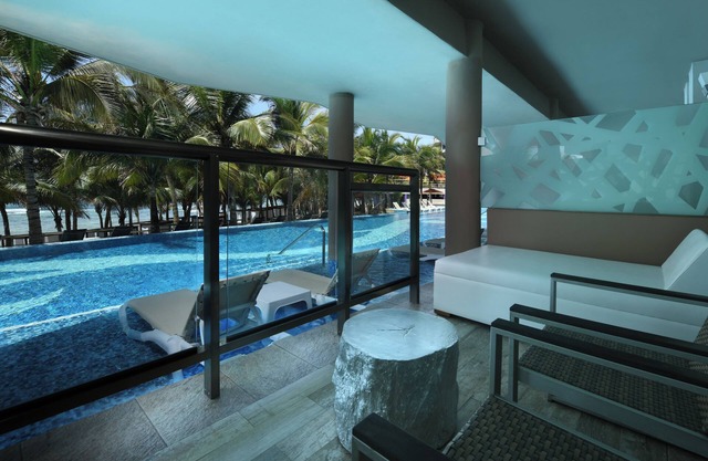 El Dorado Seaside Suites, Catamarán, Ecoturistic Ranch, All & More Inclusive - Adults Only