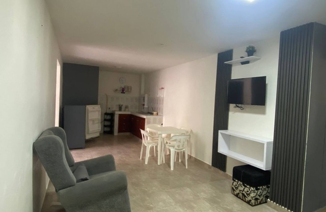 EL EDEN COVEÑERO APARTMENT