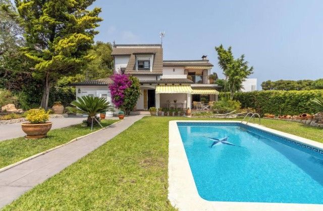 El Garrofer by Interhome
