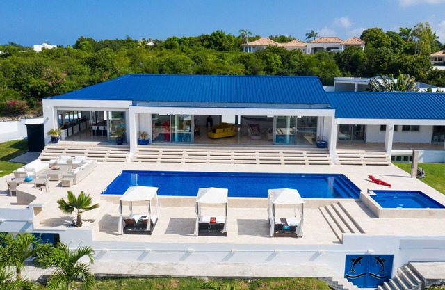 El Grande Azure Luxury villa