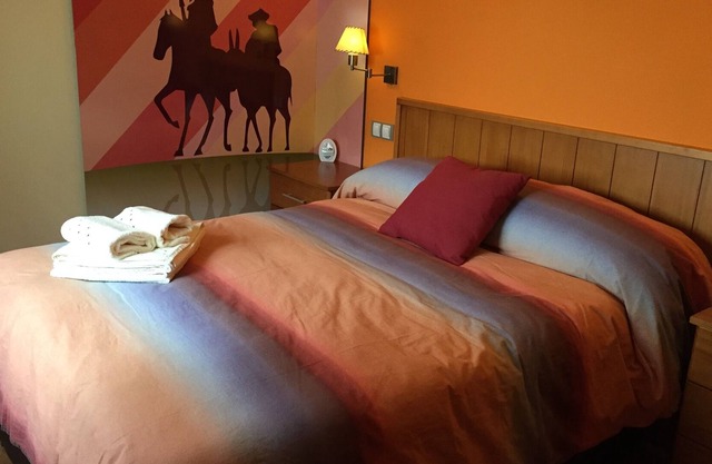 EL YELMO DE MAMBRINO HOUSE - MATACABRAS (Max. 6 adults + 2 children)