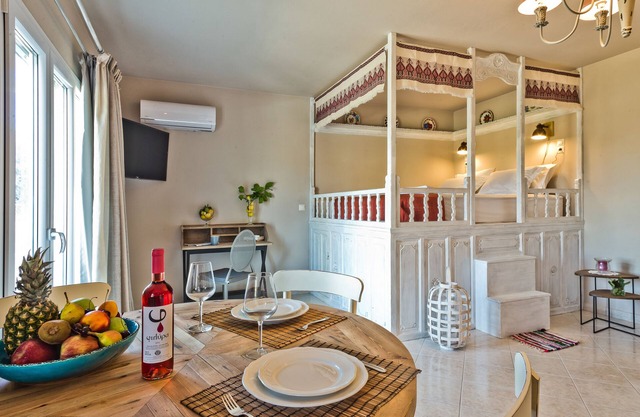Elaia Villas
