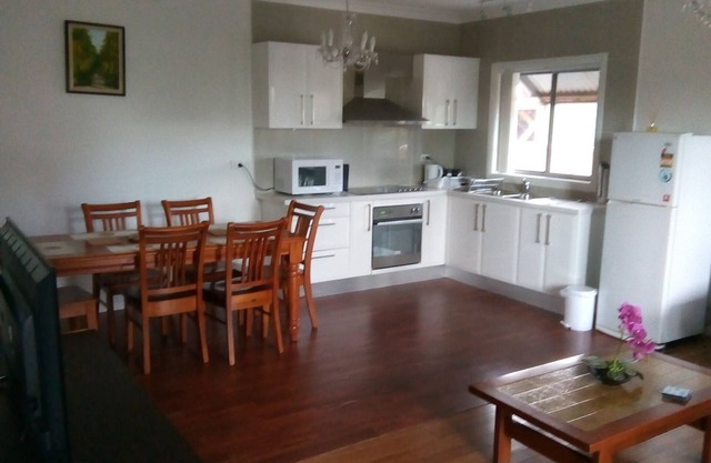 Elatos Apartment