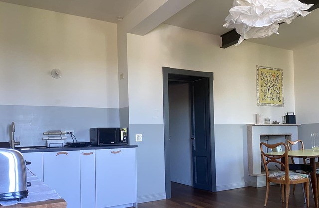 elegant apartment in the heart of the Spina Verde 5 minutes from Como