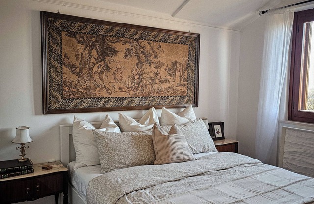 Elegance and relaxation between Rome and Florence, in the heart of central Italy