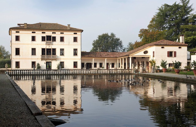Elegant 17th century villa in Veneto - perfect for groups