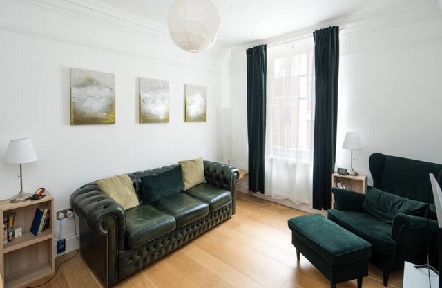 Elegant 1BR Apartment Near Central London