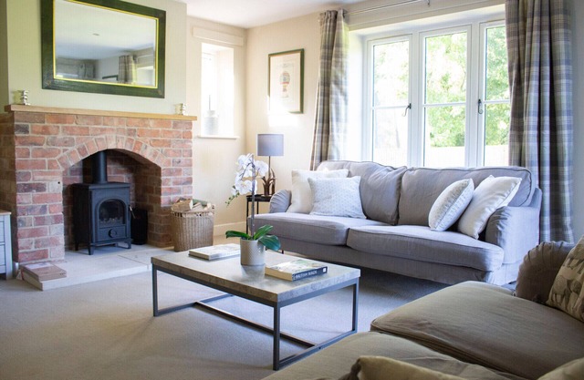 Elegant 4-bed house in the Leicestershire countryside