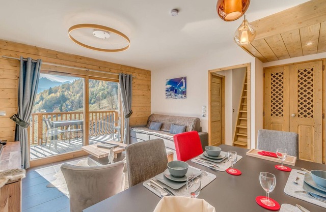Elegant 6-person apt with WIFI at the foot of the slopes