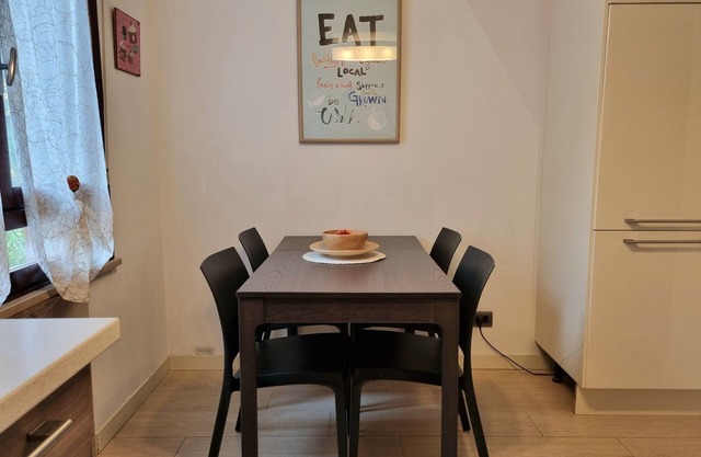 Elegant apartment with garage and small terrace, close to the center