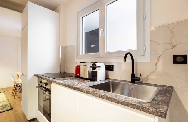 Elegant apartment - 2BD/8P - near Eiffel Tower