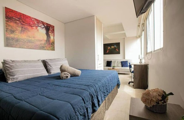 Elegant Apartment in Poblado! Fabulous View!