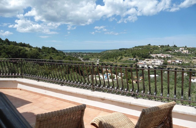 Elegant Apartment in Villa surrounded by greenery and panoramic views.