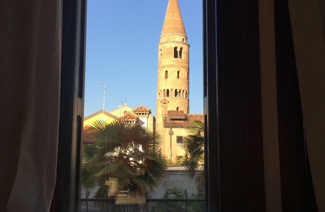 Elegant appart historical center in Caorle near the sea