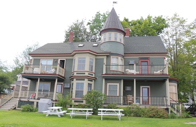 Elegant condo on the water in downtown Wolfeboro