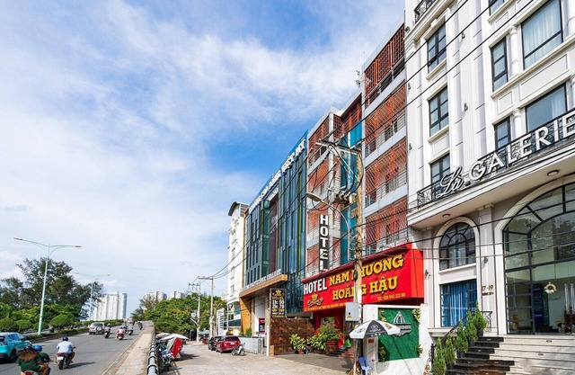 Elegant Deluxe Accommodation in Hoang Hau, Vietnam