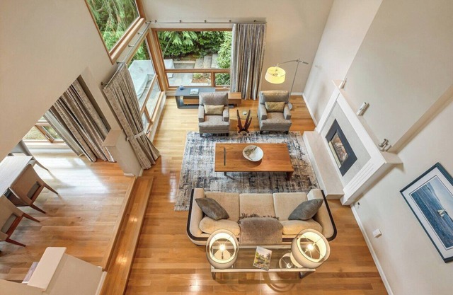 Elegant Escape in Tranquil Setting