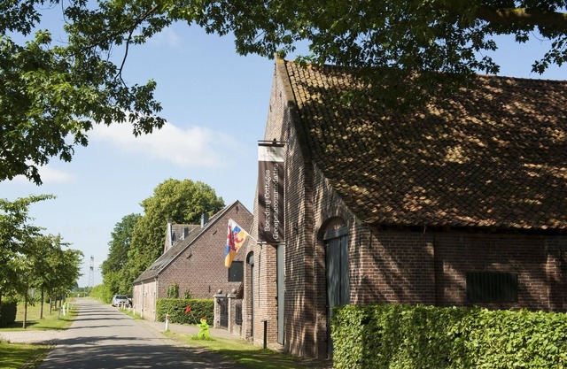 Elegant Holiday Home in Baarlo with Garden