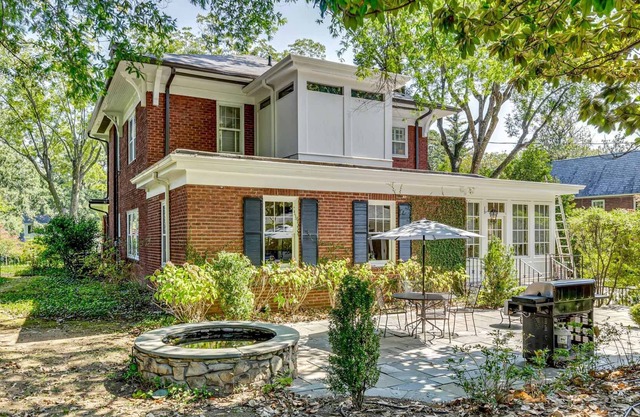 Elegant House with Patio in Greensboro
