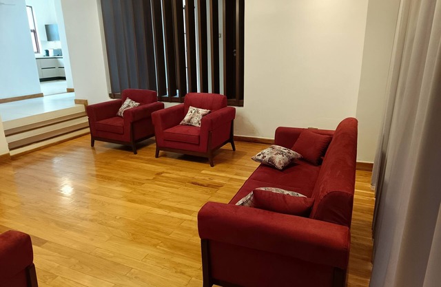 Elegant Lakeside Furnished Villa at Pearl Marina Garuga