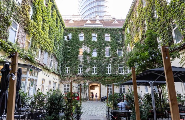 Elegant living: 130 sqm of Charm, Ideal Location, Style and Functionality