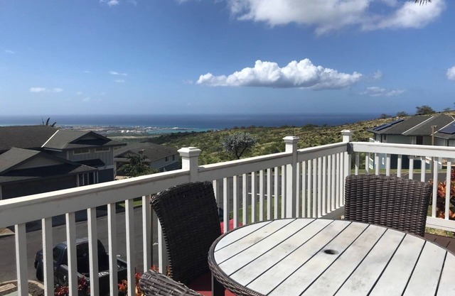 Elegant Makakilo Elele 48: 2BR w/Stunning Ocean Views, Workspace & Lanai