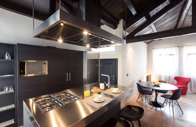 Elegant Modern Design Home. Campo dei Mori. Air Conditioning. Wifi.