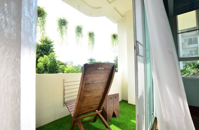Elegant & Quiet Entire 3 Story House Bangkok Downtown Near Skytrain/Metro
