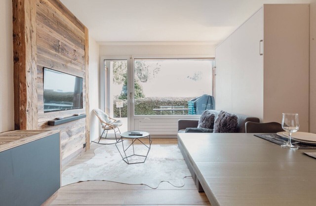 Elegant renovated studio in the center of town