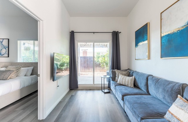 Elegant Retreat Modern Comforts, Prime Location