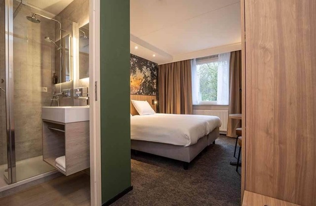 Elegant Suite Perfect for Cultural & Nature Explorations + Free Parking