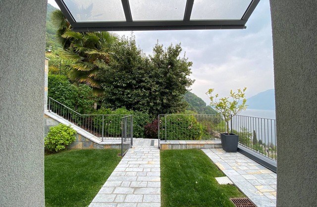 Elegante Appartamento Vista Lago