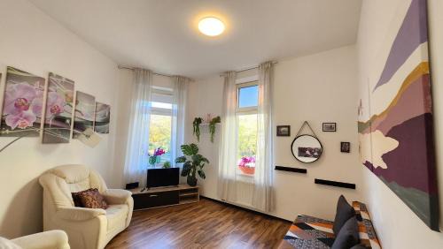 ELENA flat Orchidee Duisburg Zentrum