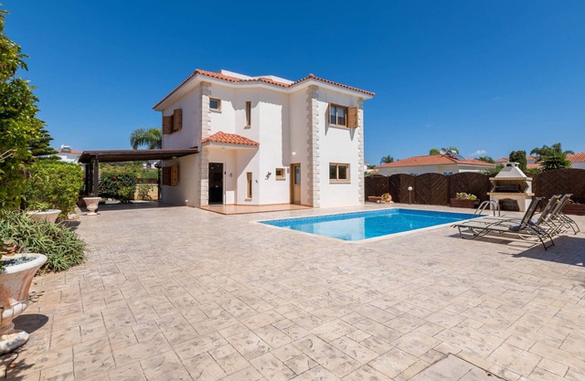Elena Gardens Villa - Private Pool Retreat