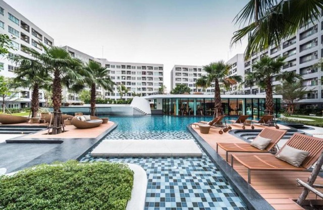 Elio Del Ray condo feel resort