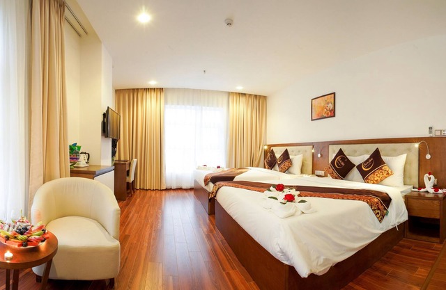 ELITE ROOM @BACH DANG|JUST RENOVATED + BREAKFAST